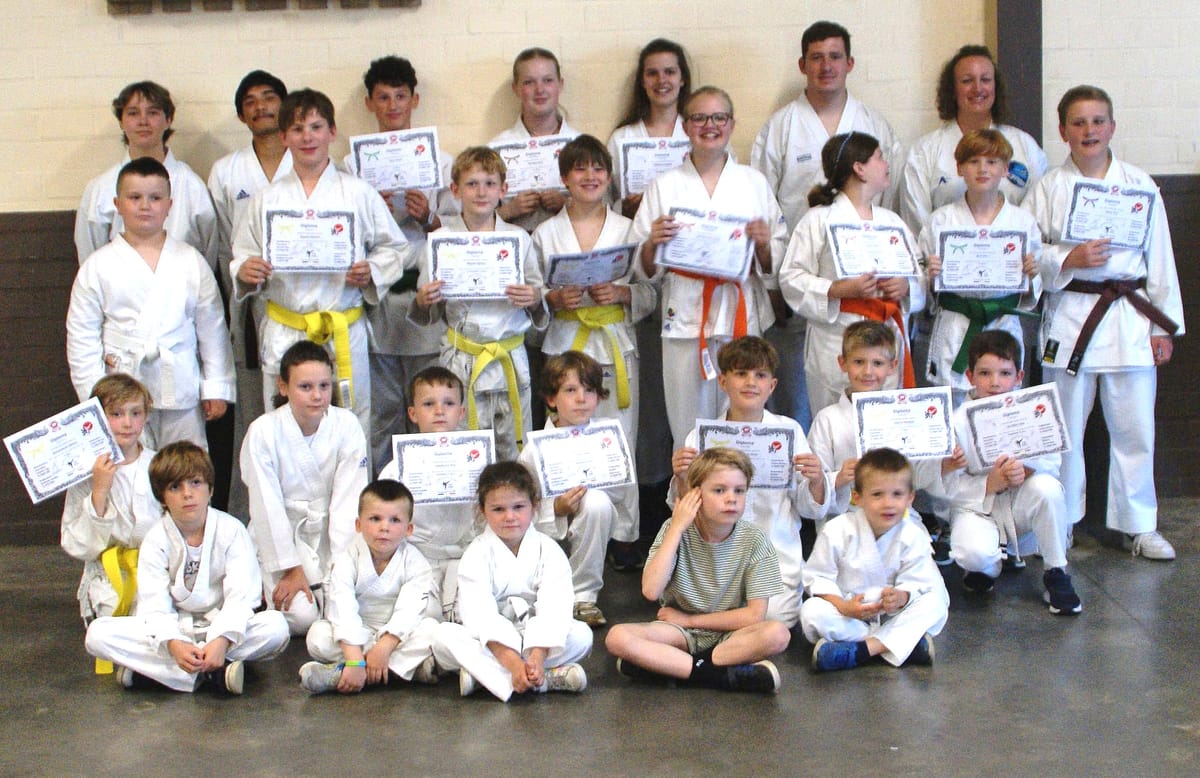 Diploma-uitreiking karateclub United Friends