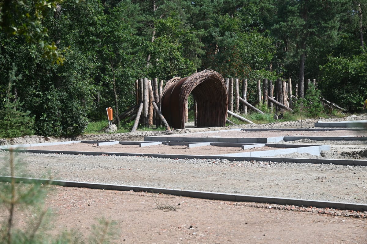 Ondertussen in de Albertlaan en aan House of Nature...