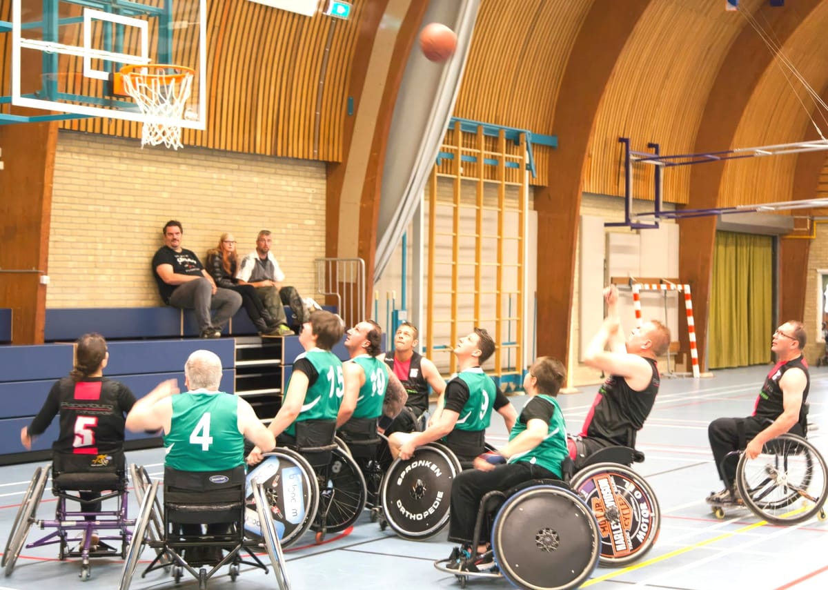 Herstart training rolstoelbasket