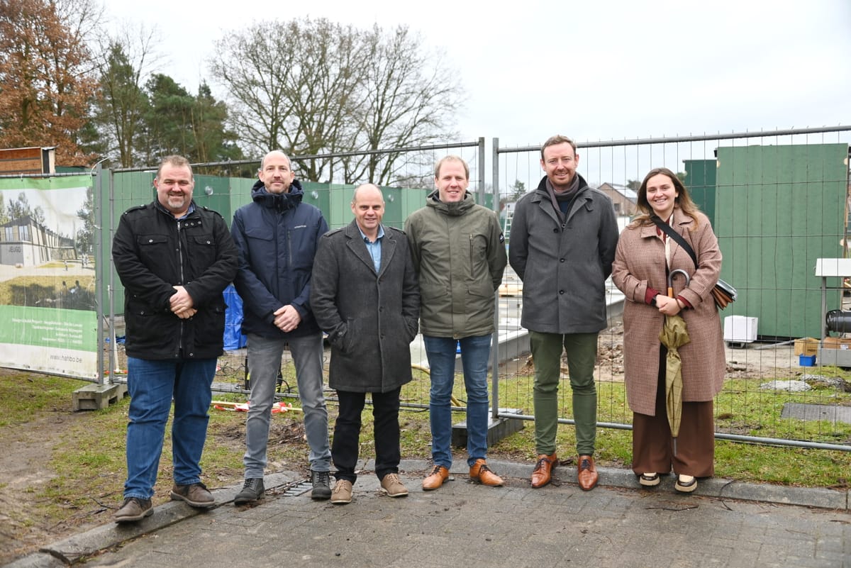 Eerste-steenlegging nieuwe lokalen Provil ION