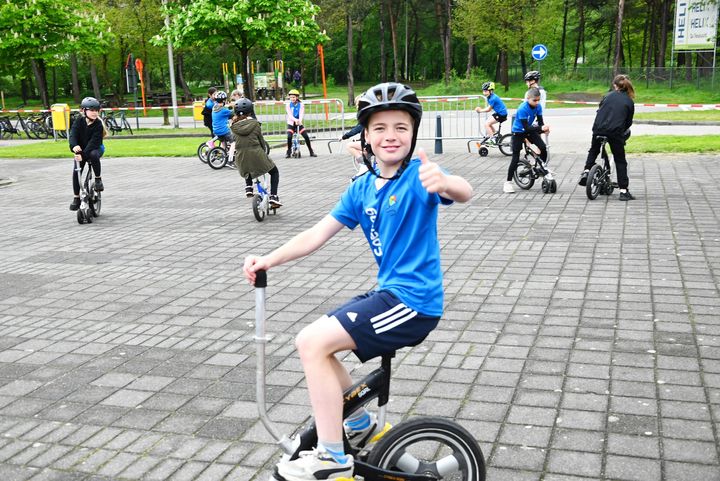 Jaarlijkse sportdag voor alle Lommelse basisscholen in en rond de Soeverein