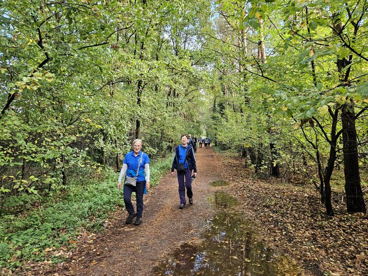 Milieu 2000 organiseerde 'Hoeverbergenwandeling'