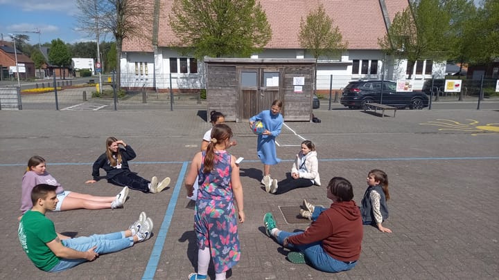 Kinderen op bezoek bij talentenfluisteraar