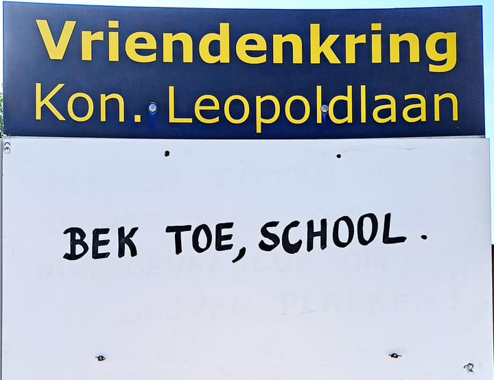 Na 'School's out' komt 'Bek toe school'