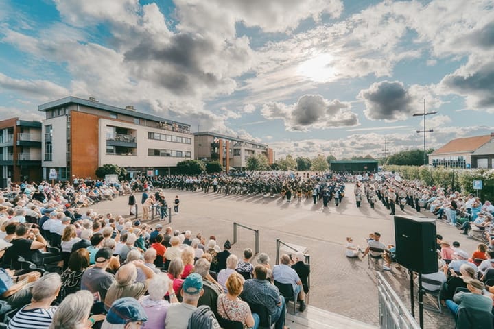 Drumband & showteam HidT op Internationale Taptoe