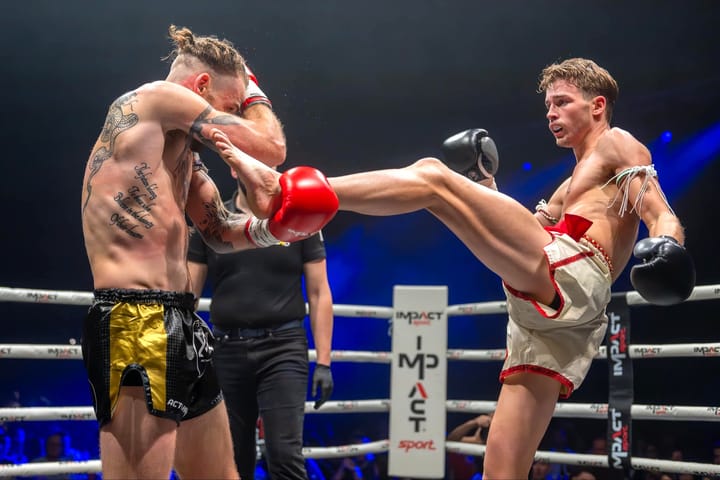 Bas van Dijk wint kamp op Gent Thainight