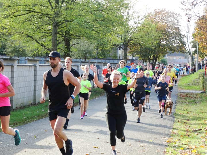 Veel volk voor de 'Fun Run' op Werkplaatsen