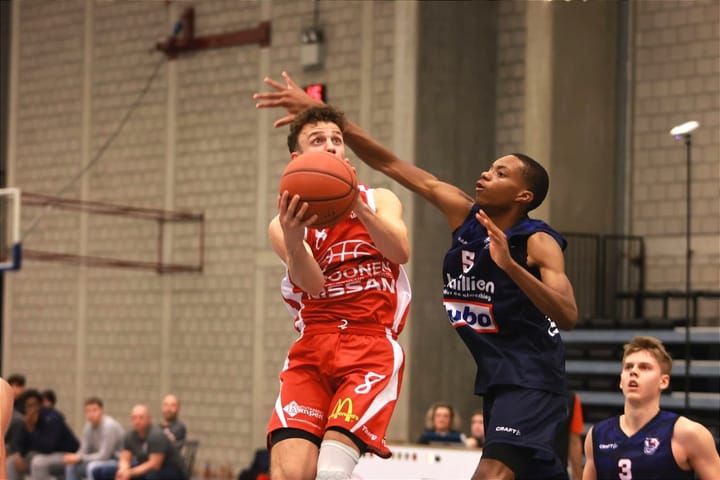 Ruime winst voor basket Lommel tegen Limburg United